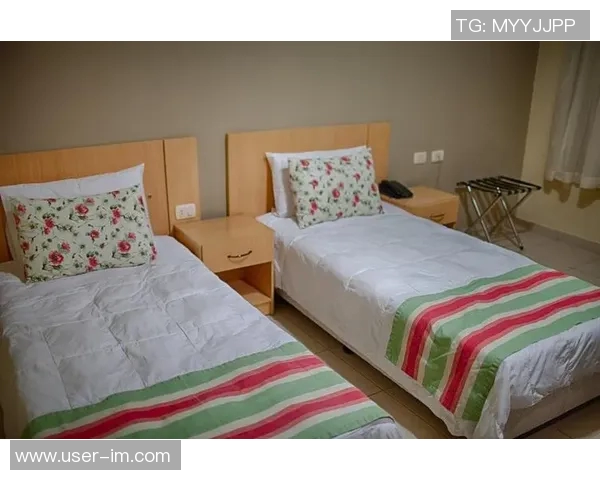 埃斯特旺与家人共同搬入新居,告别酒店生活开启新篇章