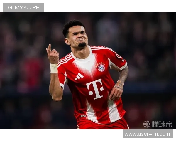 路易斯迪亚斯荣膺拜仁11月最佳球员展现卓越表现与进攻实力